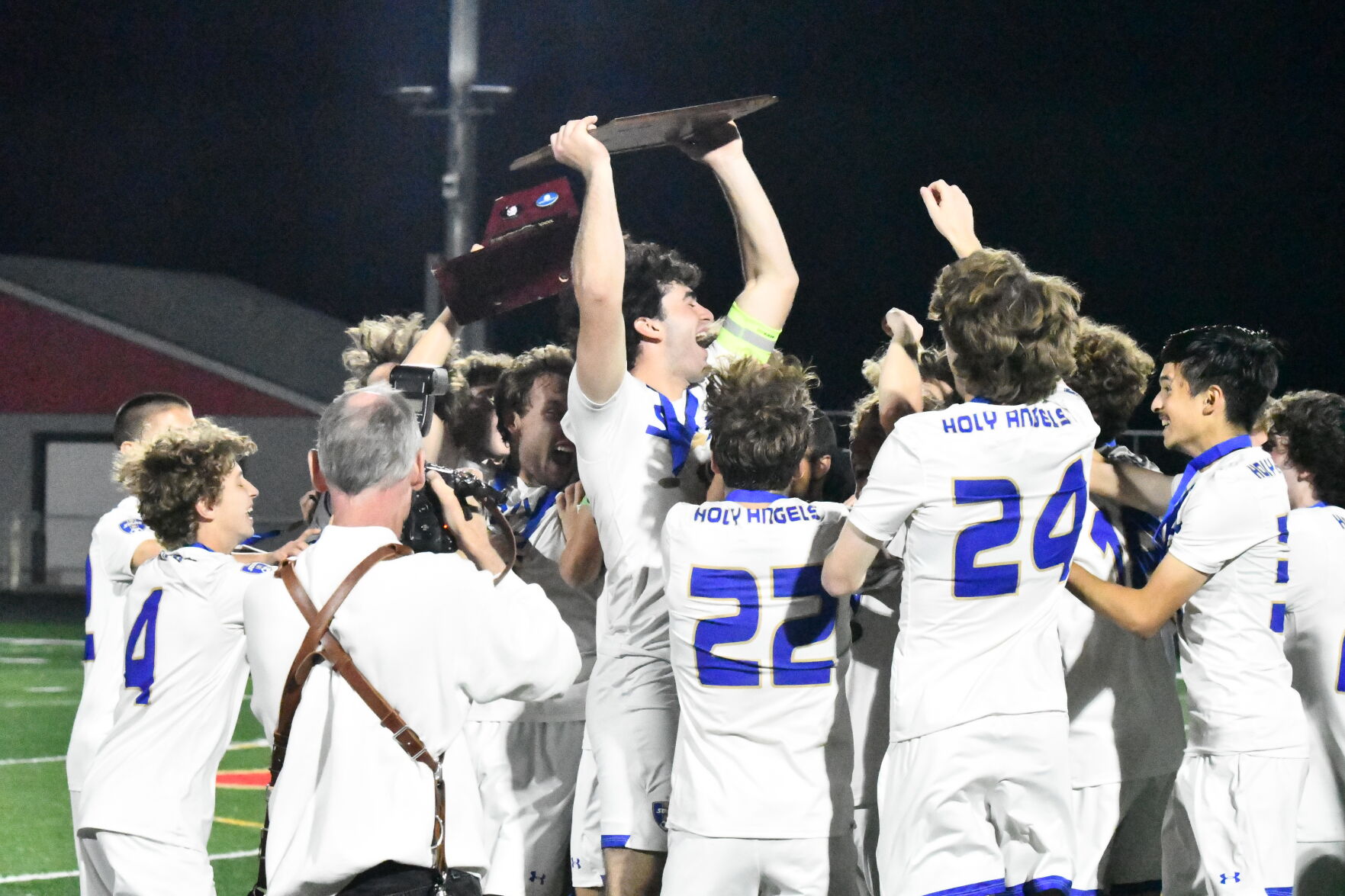 Stars win section title